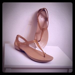 Crocs isabella t-strap sandals New